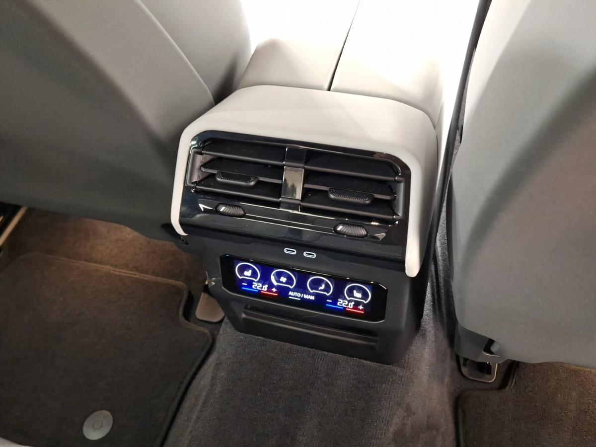 Originalaufnahme des Fahrzeugs Originalaufnahme des Fahrzeugs
