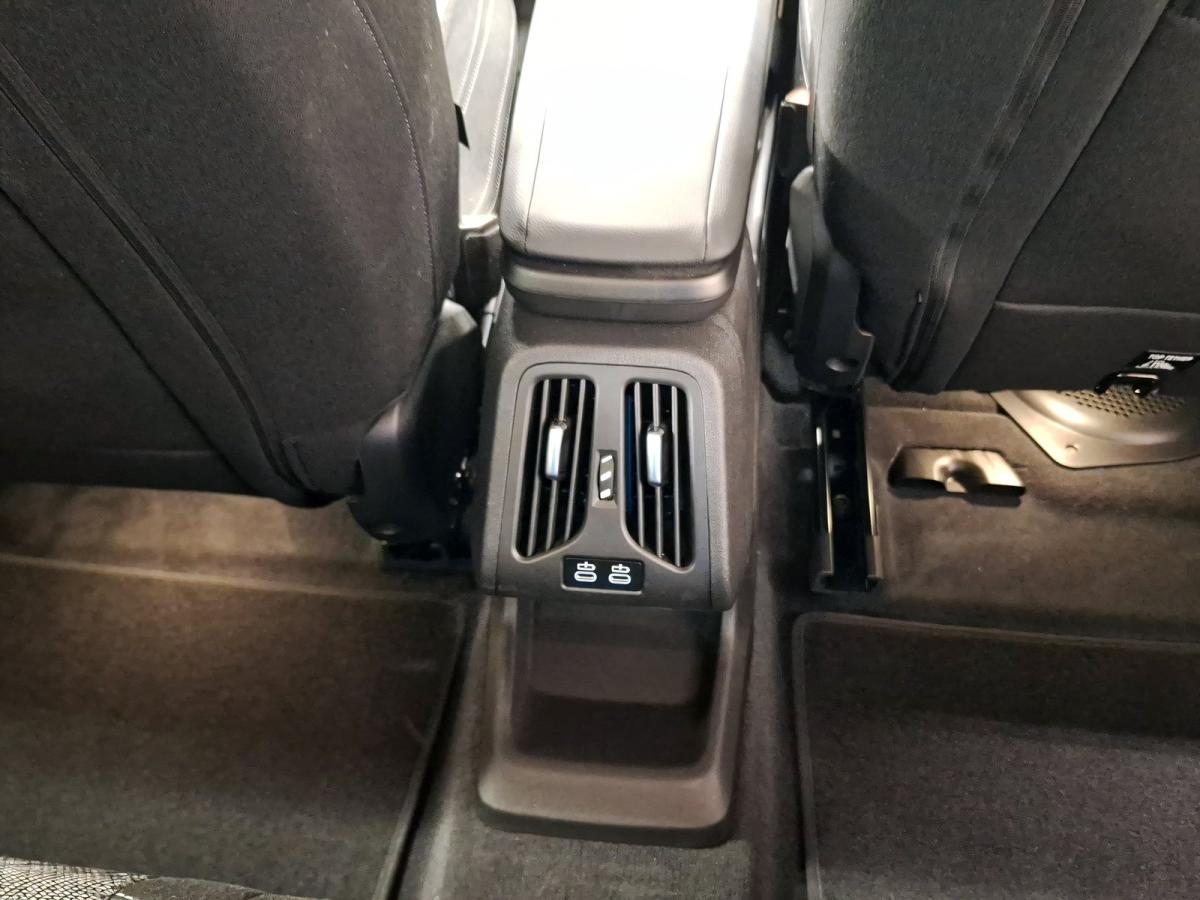 Originalaufnahme des Fahrzeugs Originalaufnahme des Fahrzeugs