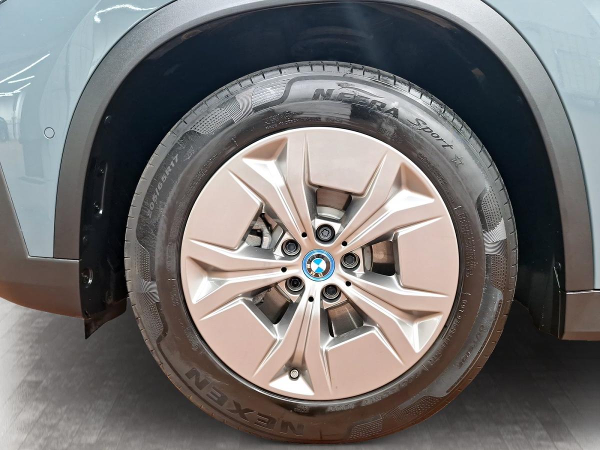 Originalaufnahme des Fahrzeugs Originalaufnahme des Fahrzeugs