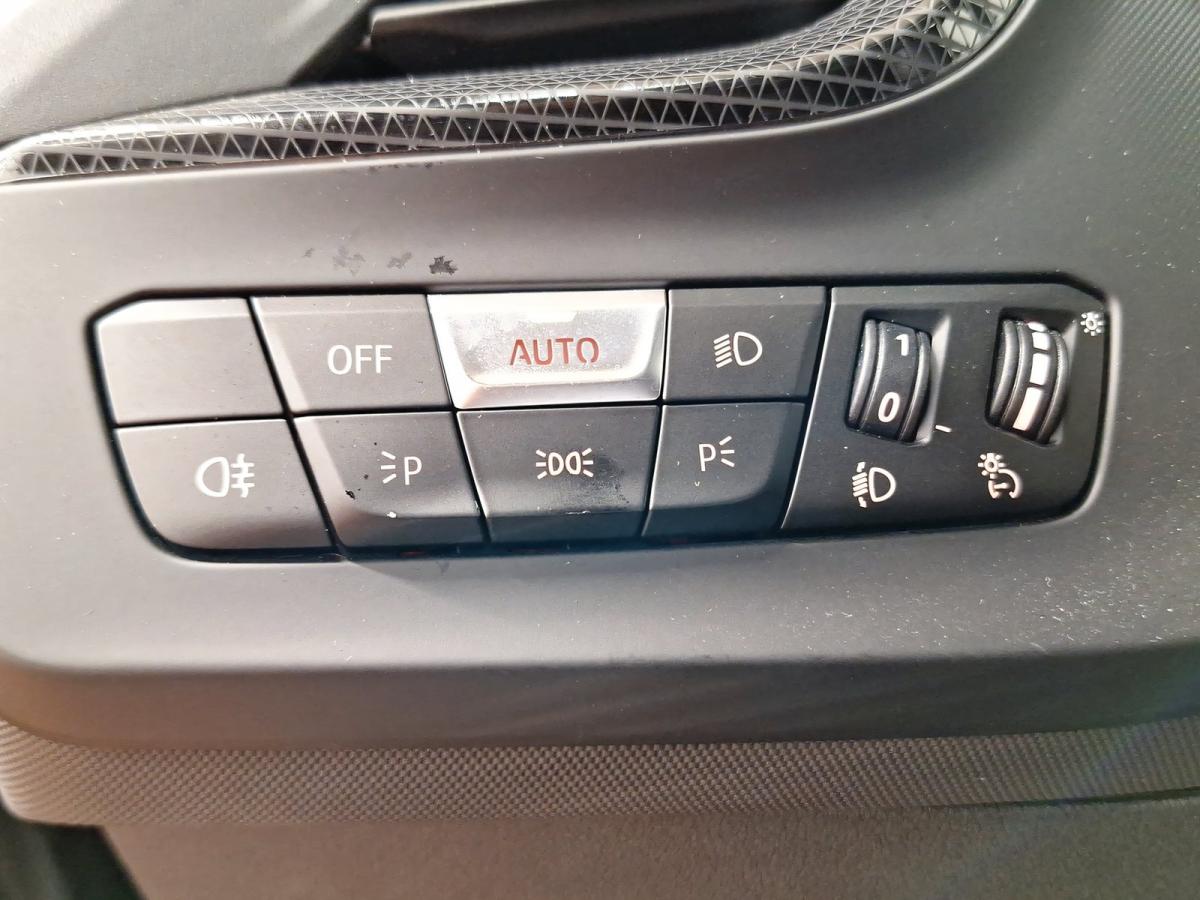 Originalaufnahme des Fahrzeugs Originalaufnahme des Fahrzeugs