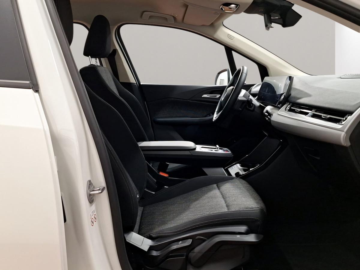 Originalaufnahme des Fahrzeugs Originalaufnahme des Fahrzeugs