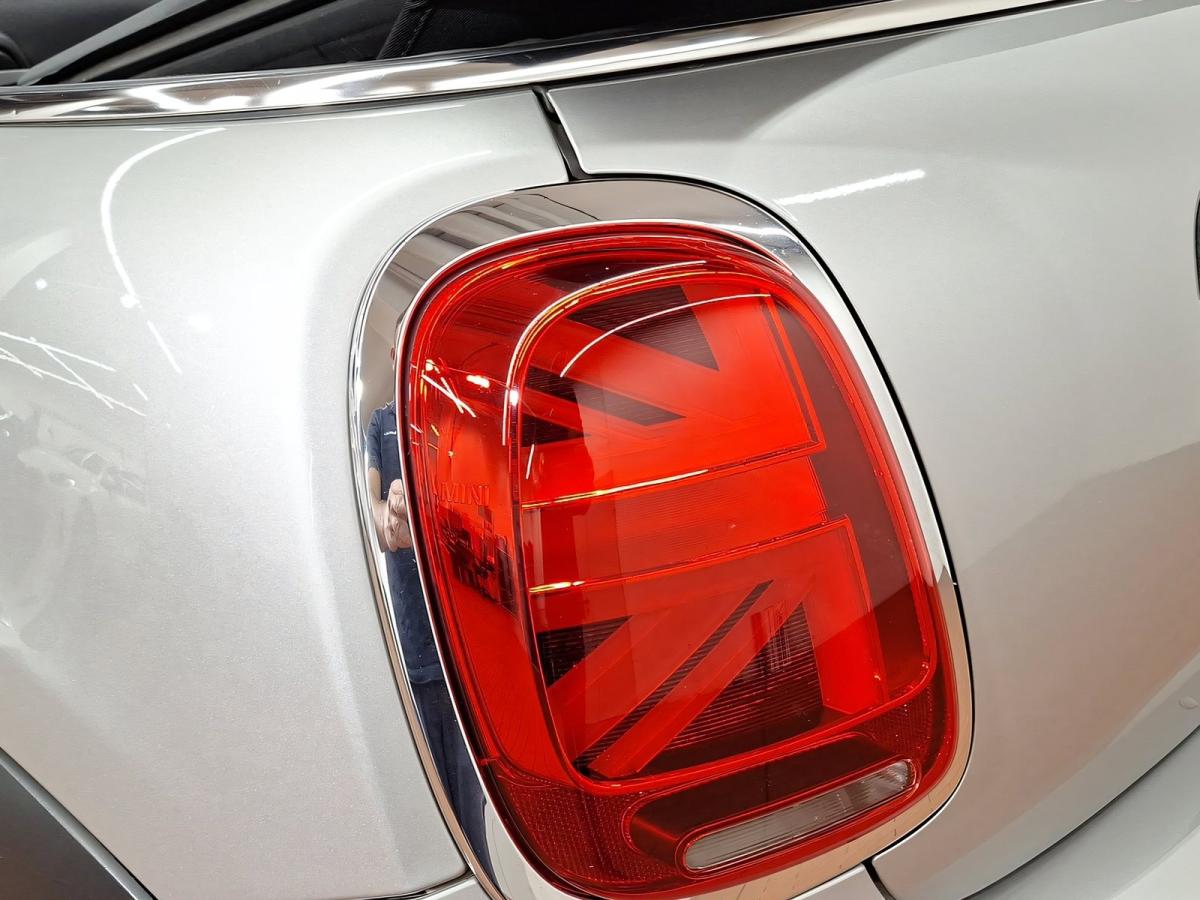 Originalaufnahme des Fahrzeugs Originalaufnahme des Fahrzeugs
