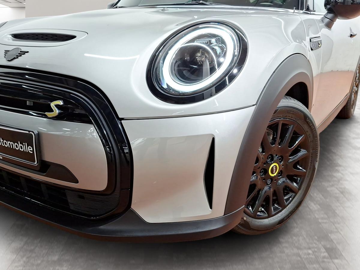 Originalaufnahme des Fahrzeugs Originalaufnahme des Fahrzeugs