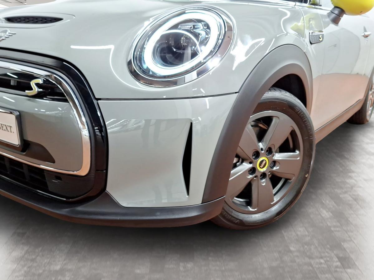 Originalaufnahme des Fahrzeugs Originalaufnahme des Fahrzeugs