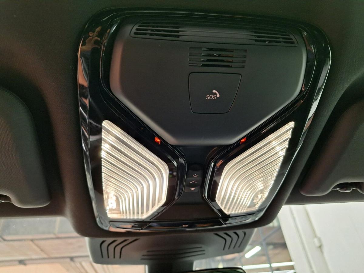Originalaufnahme des Fahrzeugs Originalaufnahme des Fahrzeugs