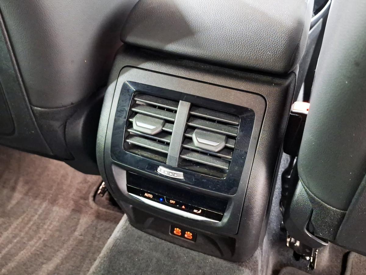 Originalaufnahme des Fahrzeugs Originalaufnahme des Fahrzeugs