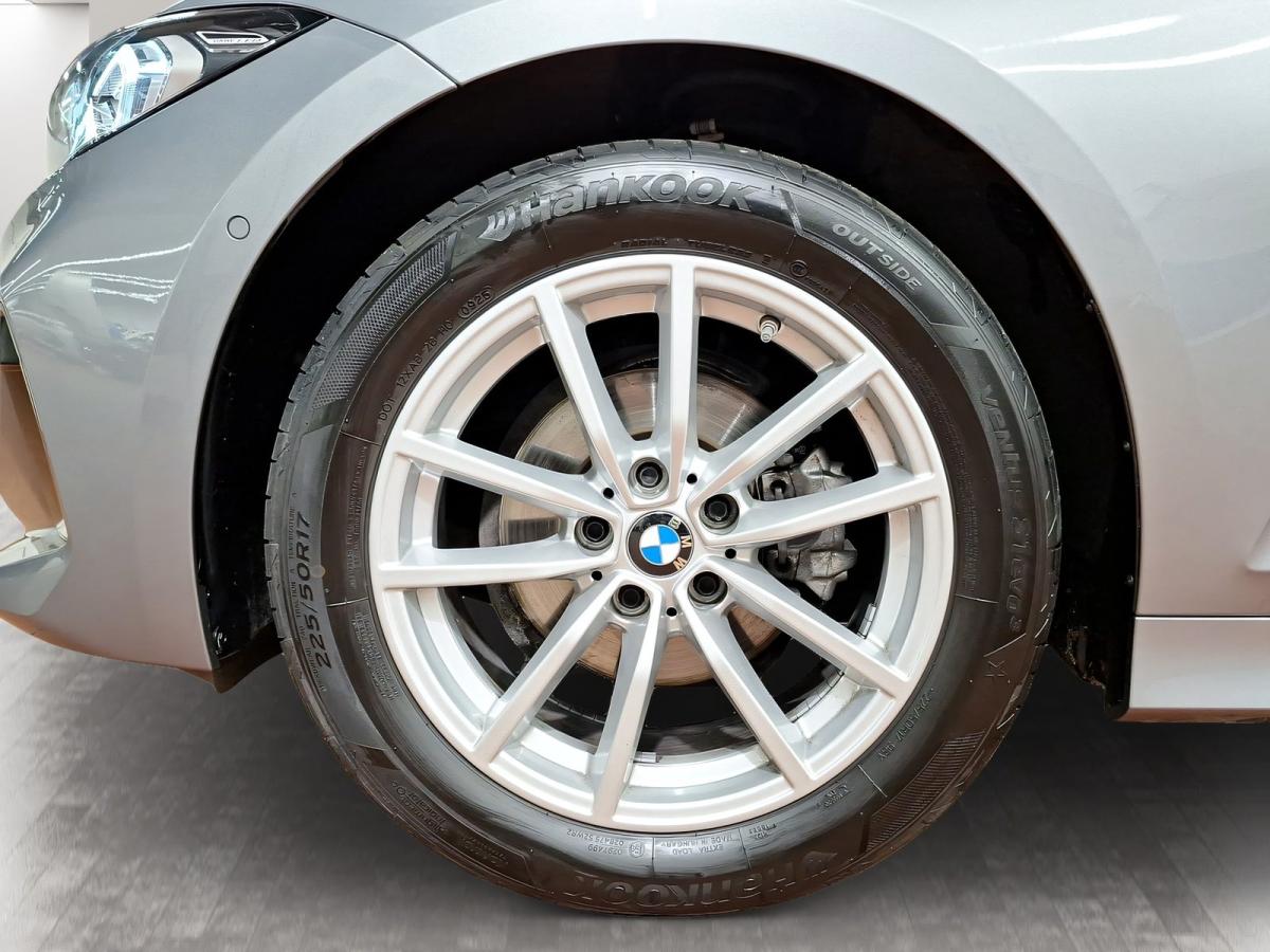 Originalaufnahme des Fahrzeugs Originalaufnahme des Fahrzeugs