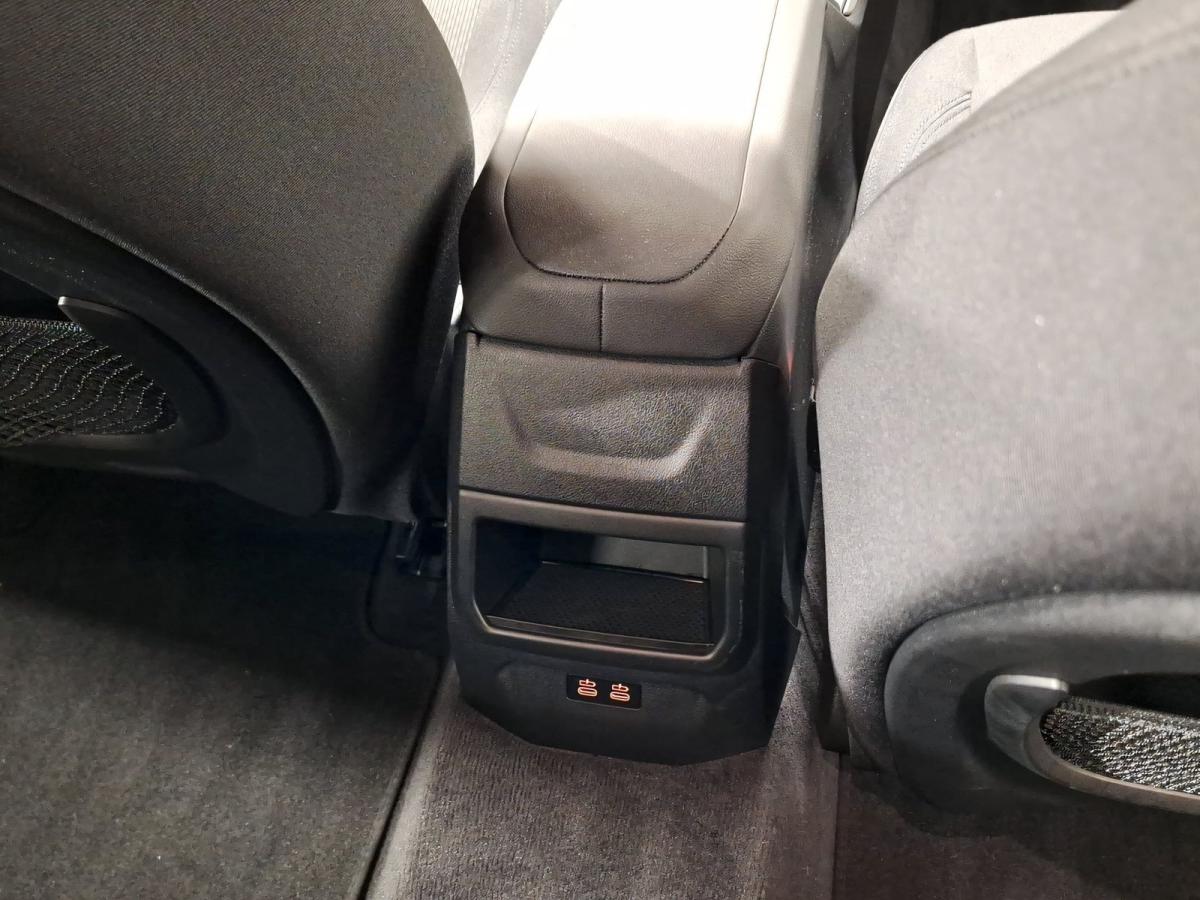 Originalaufnahme des Fahrzeugs Originalaufnahme des Fahrzeugs