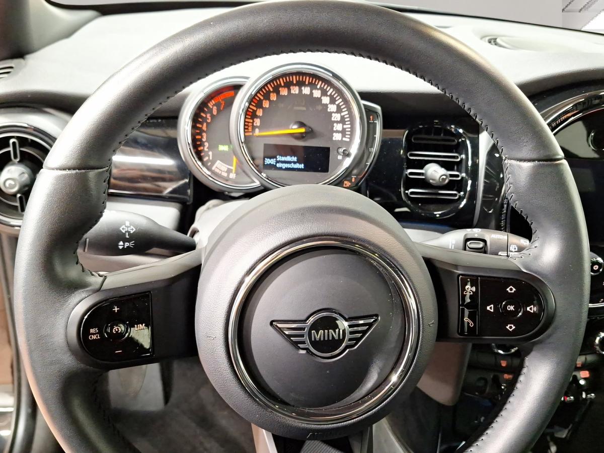 Originalaufnahme des Fahrzeugs Originalaufnahme des Fahrzeugs