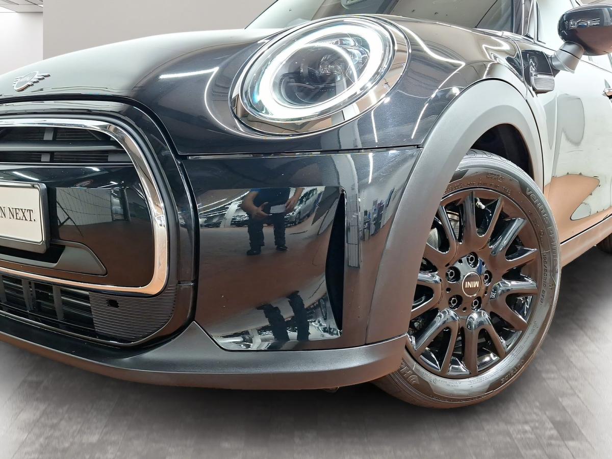 Originalaufnahme des Fahrzeugs Originalaufnahme des Fahrzeugs