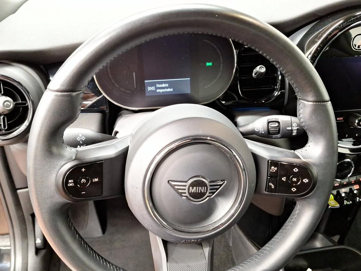 Originalaufnahme des Fahrzeugs Originalaufnahme des Fahrzeugs