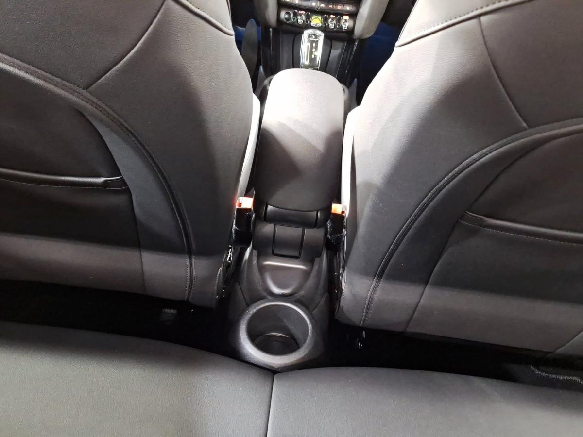 Originalaufnahme des Fahrzeugs Originalaufnahme des Fahrzeugs