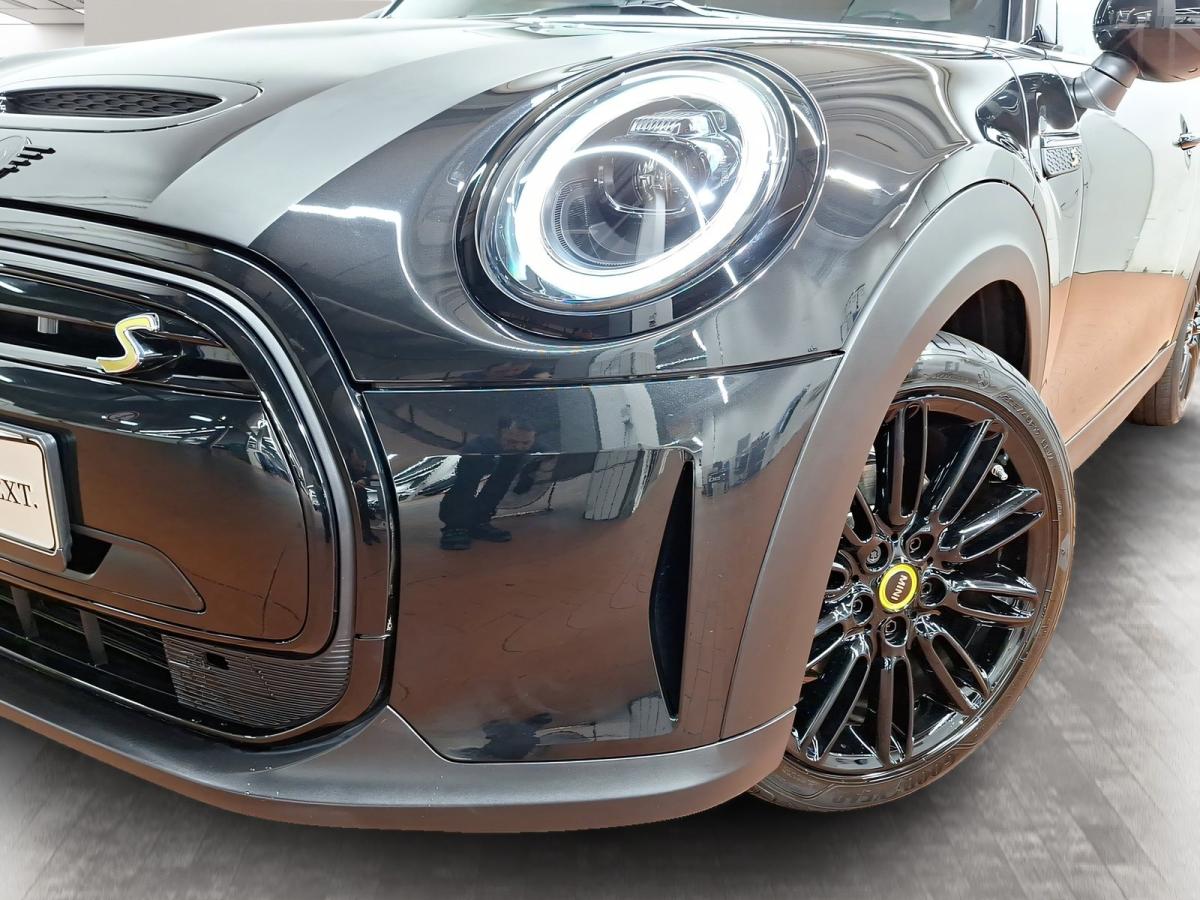 Originalaufnahme des Fahrzeugs Originalaufnahme des Fahrzeugs