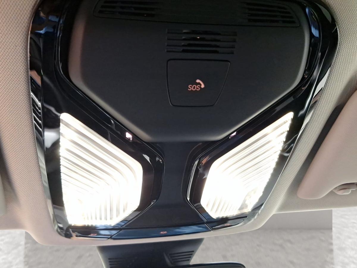 Originalaufnahme des Fahrzeugs Originalaufnahme des Fahrzeugs