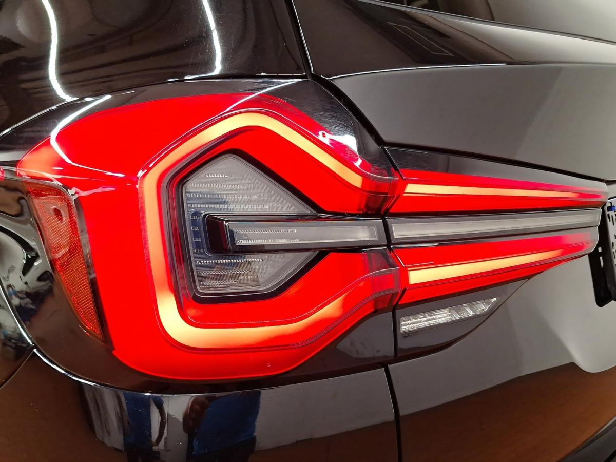 Originalaufnahme des Fahrzeugs Originalaufnahme des Fahrzeugs