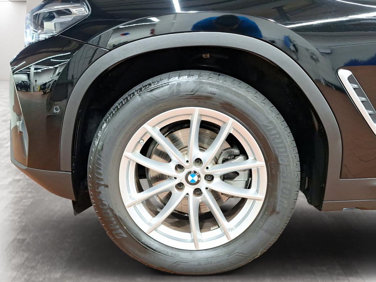 Originalaufnahme des Fahrzeugs Originalaufnahme des Fahrzeugs
