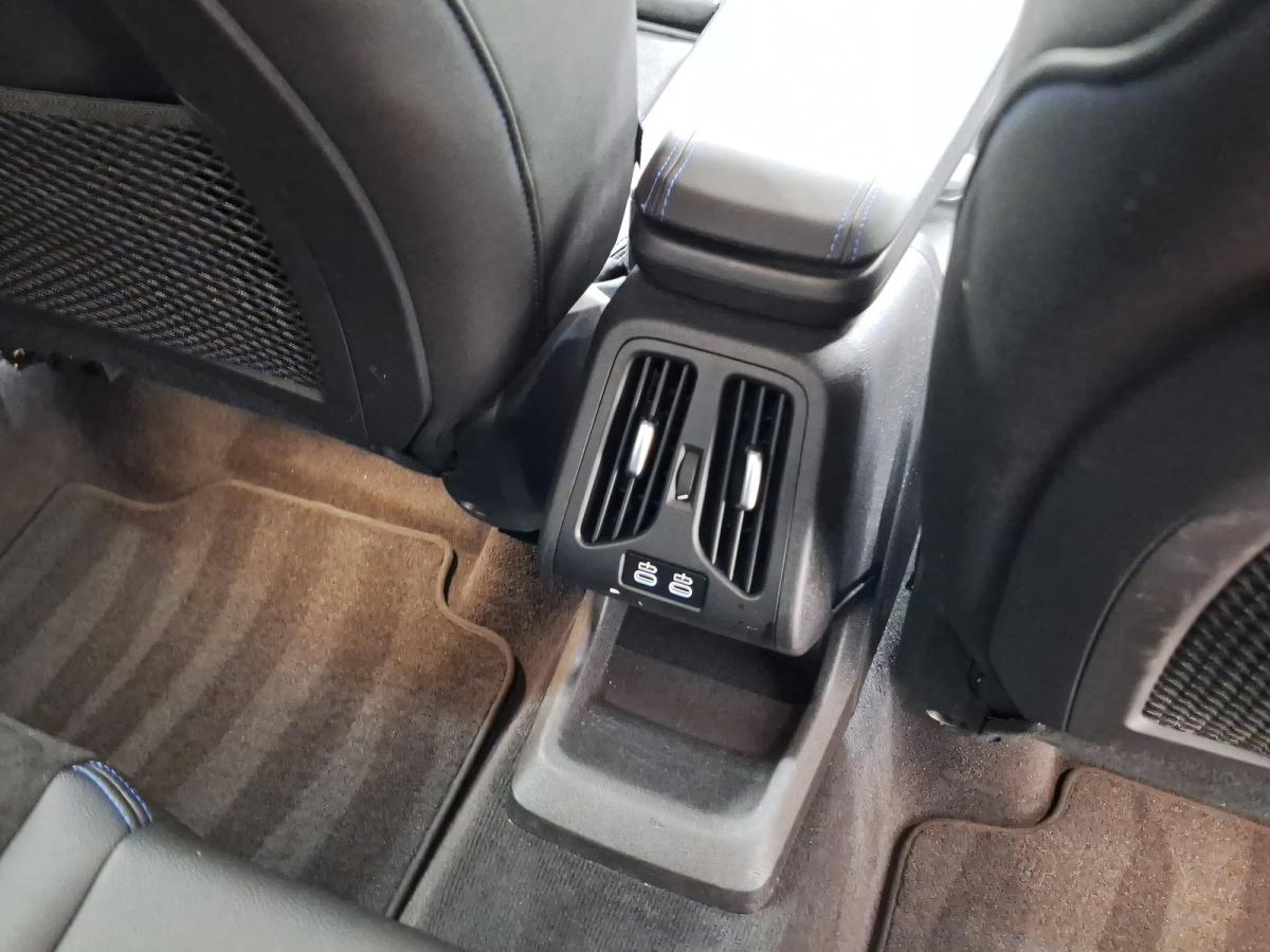 Originalaufnahme des Fahrzeugs Originalaufnahme des Fahrzeugs