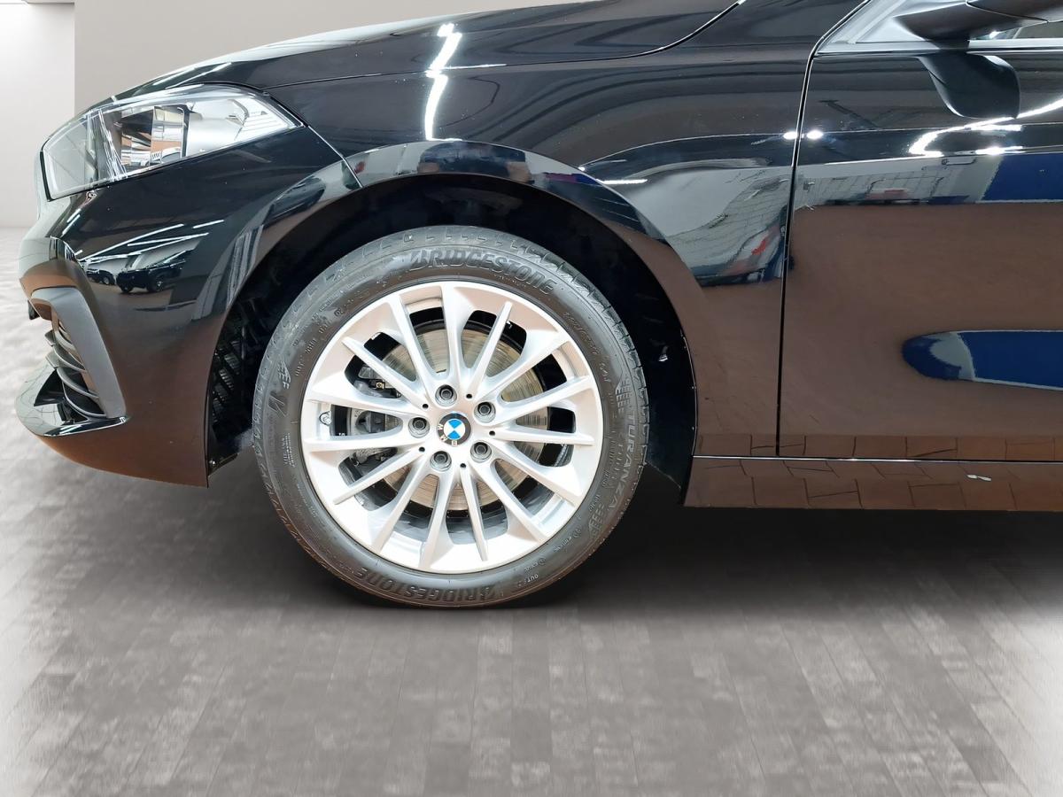 Originalaufnahme des Fahrzeugs Originalaufnahme des Fahrzeugs