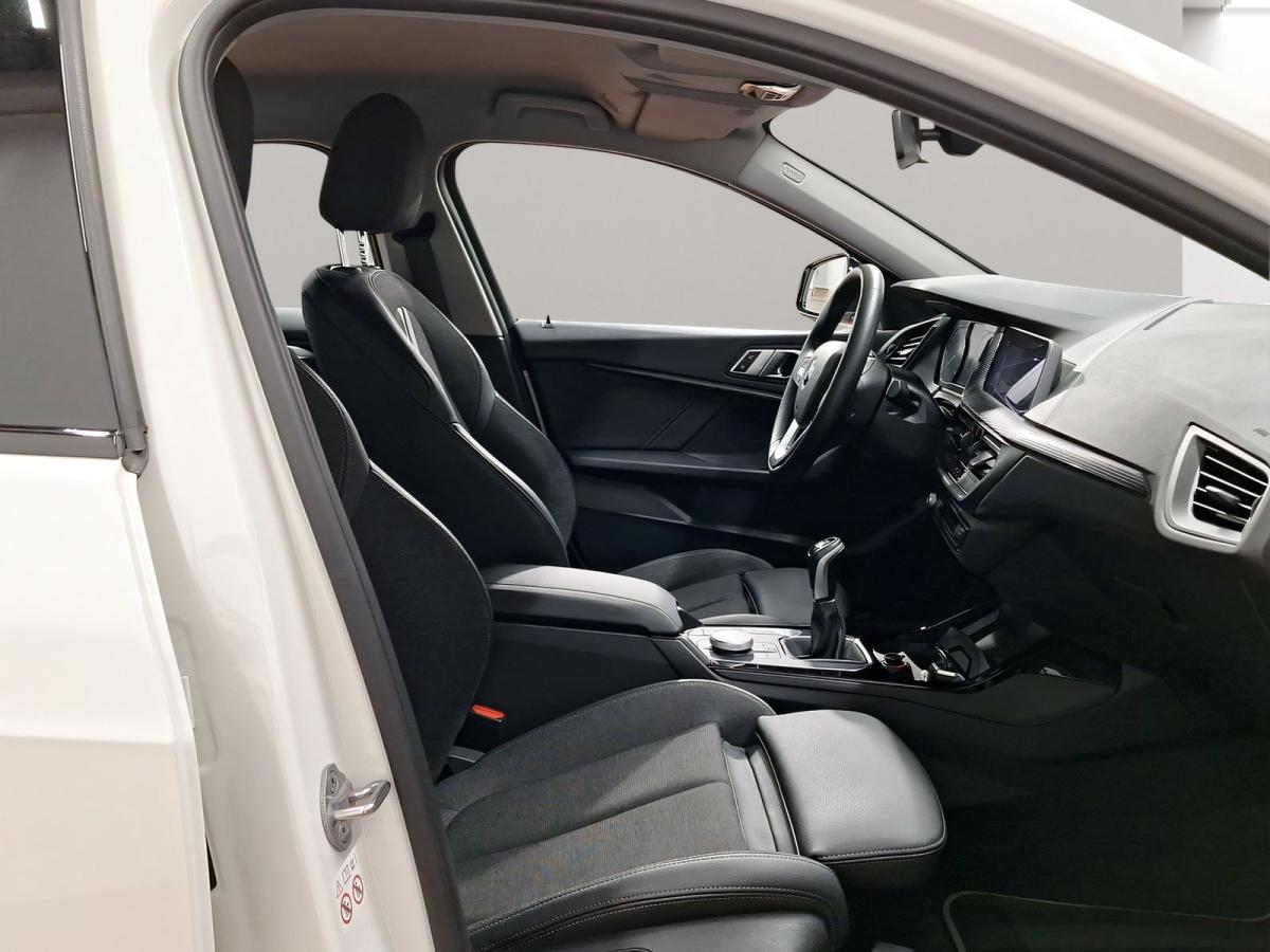 Originalaufnahme des Fahrzeugs Originalaufnahme des Fahrzeugs