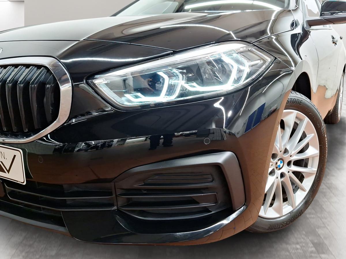 Originalaufnahme des Fahrzeugs Originalaufnahme des Fahrzeugs