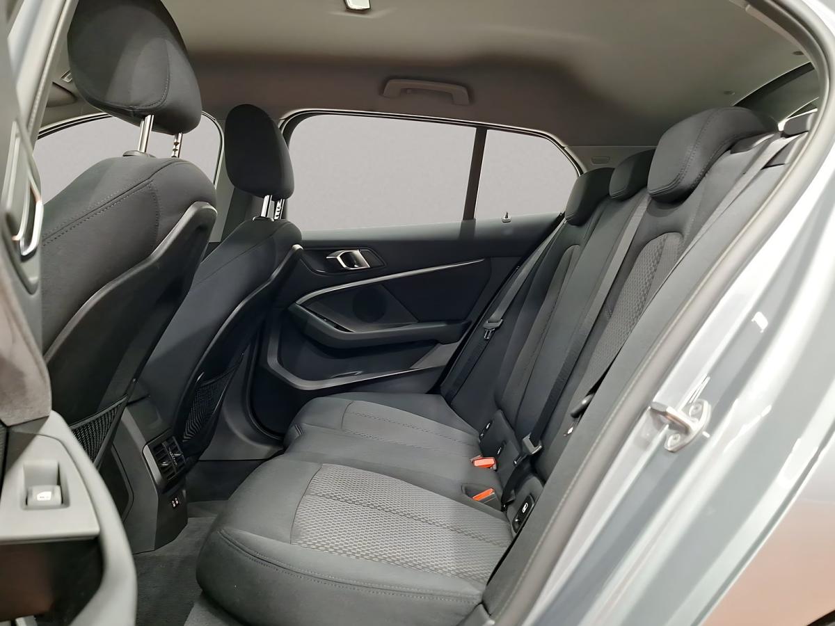 Originalaufnahme des Fahrzeugs Originalaufnahme des Fahrzeugs