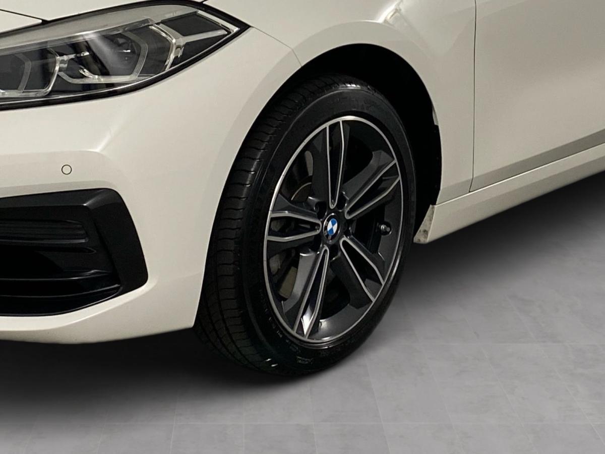 Originalaufnahme des Fahrzeugs Originalaufnahme des Fahrzeugs