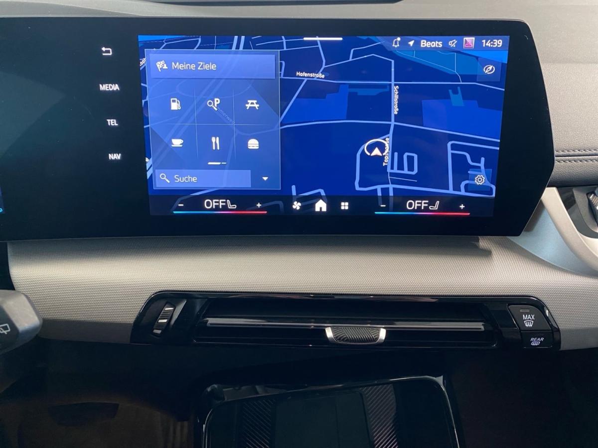 BMW 220i Active Tourer im Innenraum