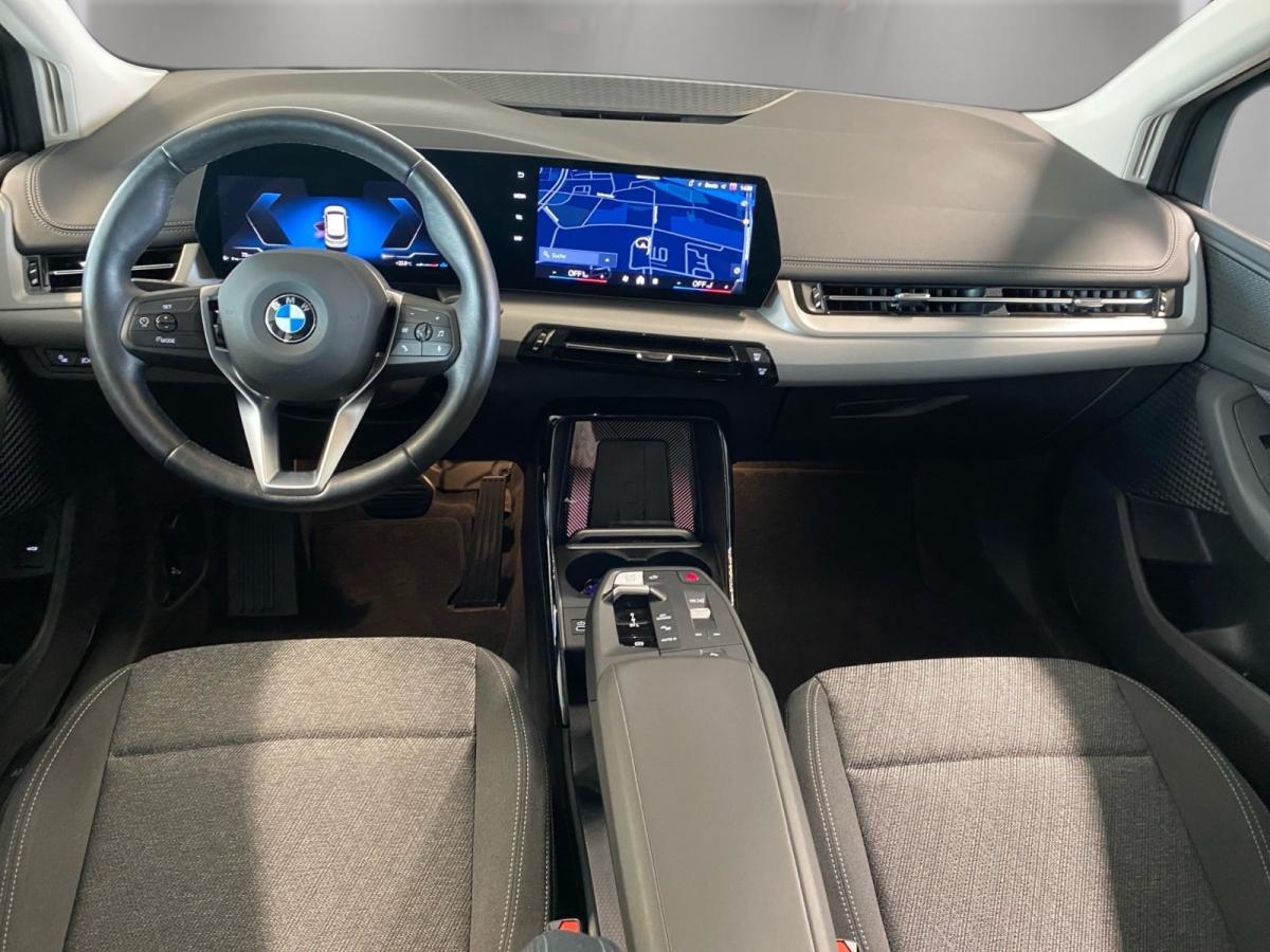 BMW 220i Active Tourer im Innenraum