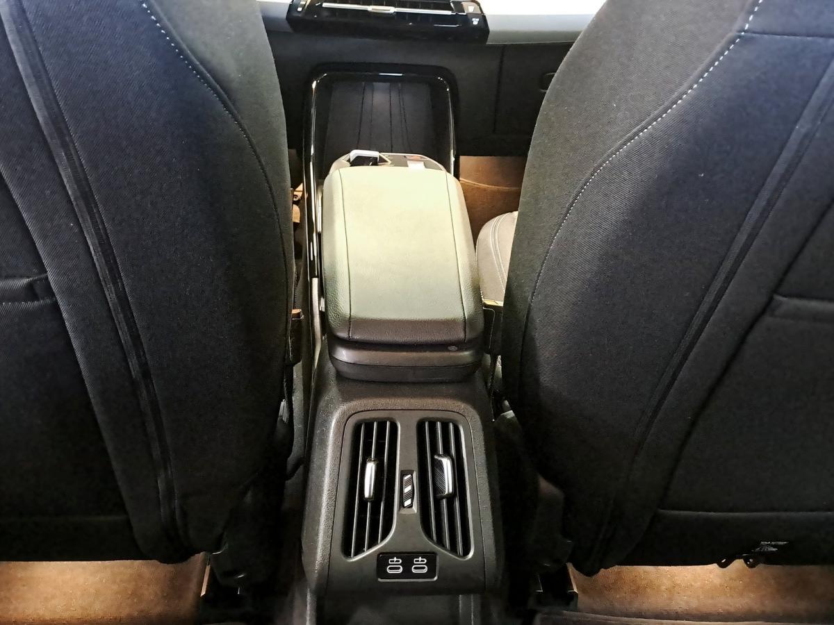 Originalaufnahme des Fahrzeugs Originalaufnahme des Fahrzeugs