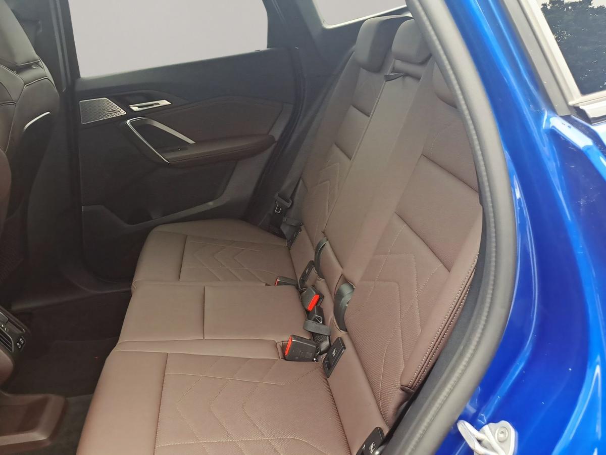 Originalaufnahme des Fahrzeugs Originalaufnahme des Fahrzeugs