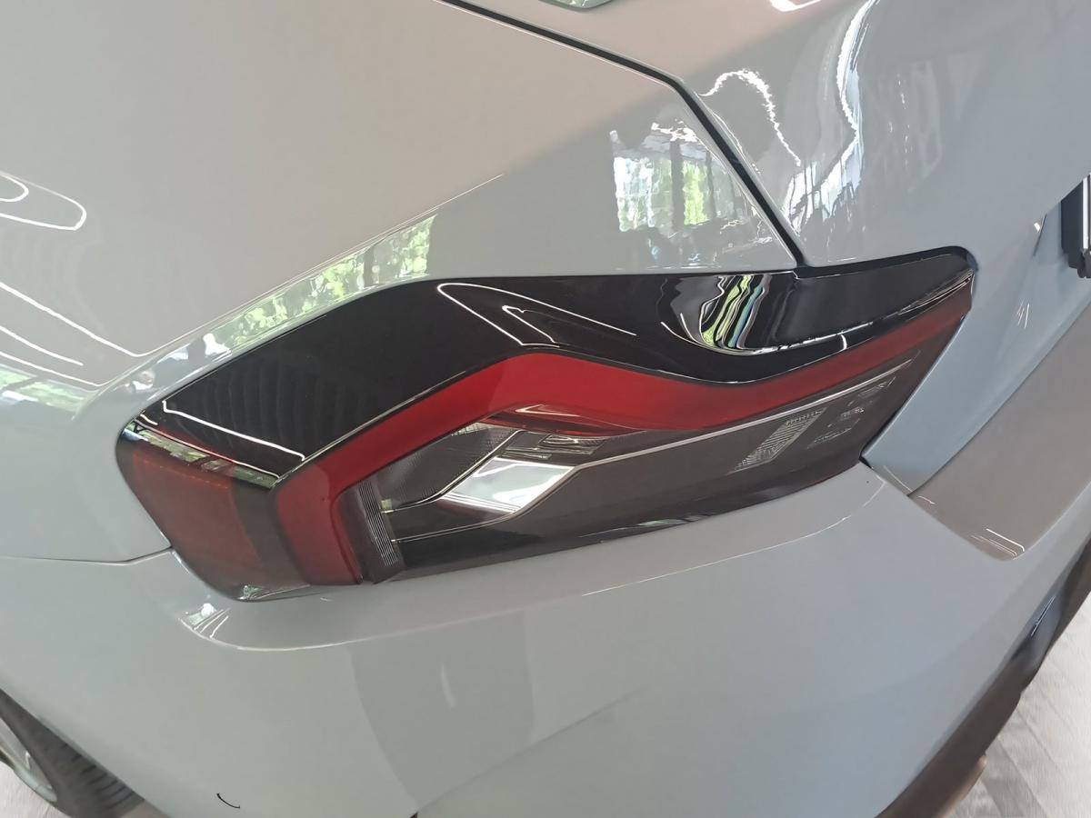 Originalaufnahme des Fahrzeugs Originalaufnahme des Fahrzeugs