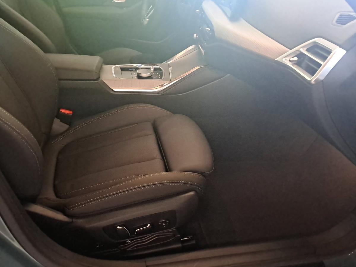 Originalaufnahme des Fahrzeugs Originalaufnahme des Fahrzeugs
