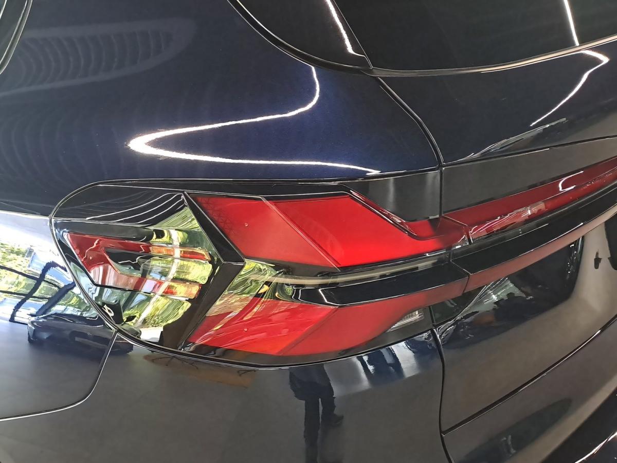 Originalaufnahme des Fahrzeugs Originalaufnahme des Fahrzeugs
