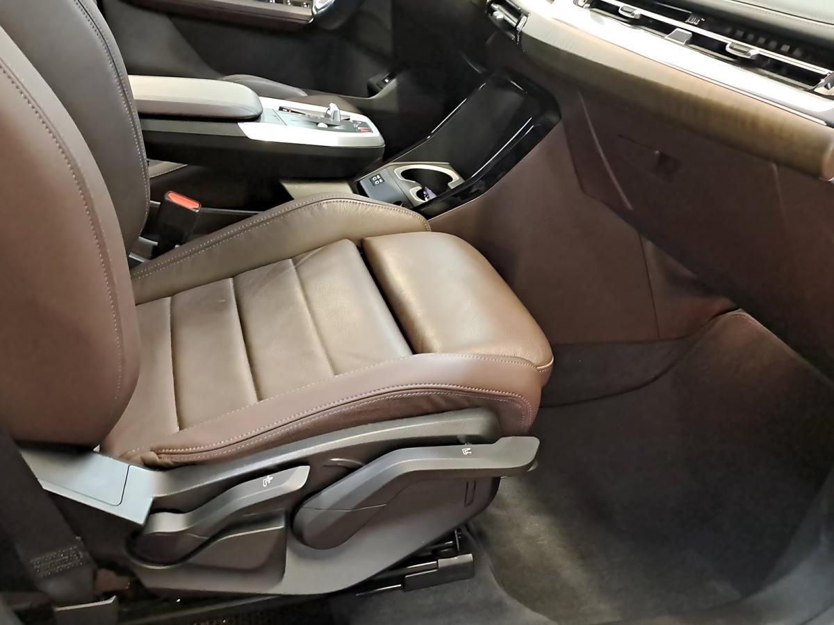 Originalaufnahme des Fahrzeugs Originalaufnahme des Fahrzeugs