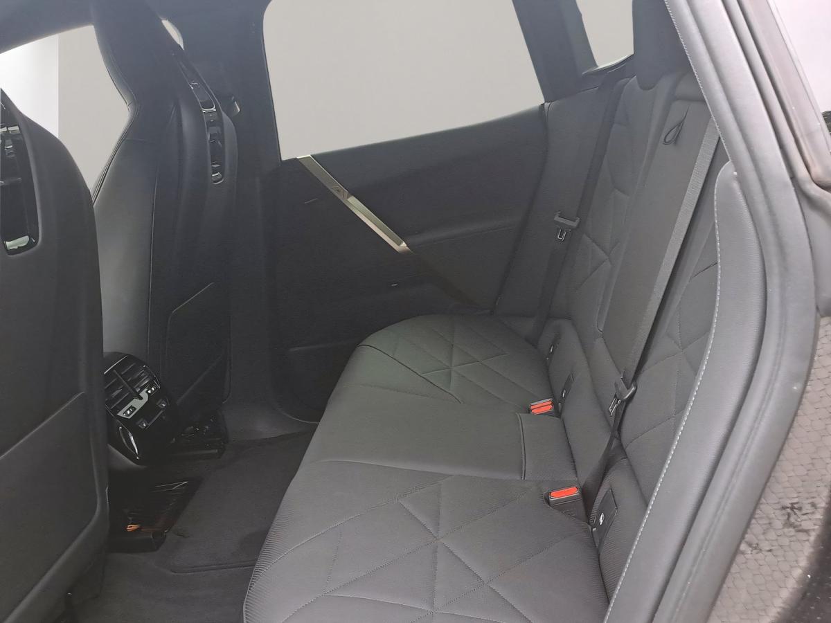 Originalaufnahme des Fahrzeugs Originalaufnahme des Fahrzeugs