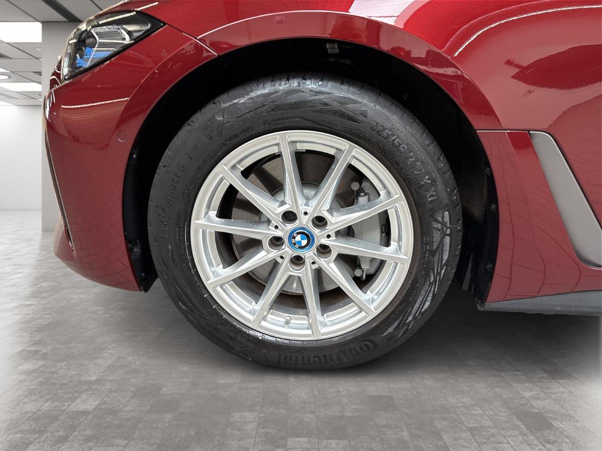 Originalaufnahme des Fahrzeugs Originalaufnahme des Fahrzeugs