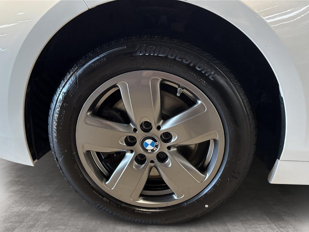 Originalaufnahme des Fahrzeugs Originalaufnahme des Fahrzeugs