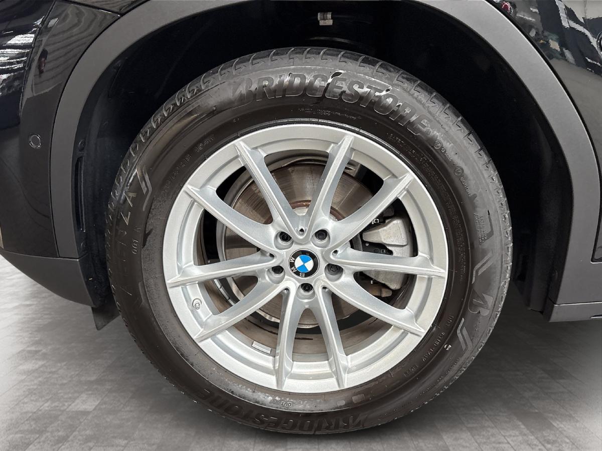 Originalaufnahme des Fahrzeugs Originalaufnahme des Fahrzeugs