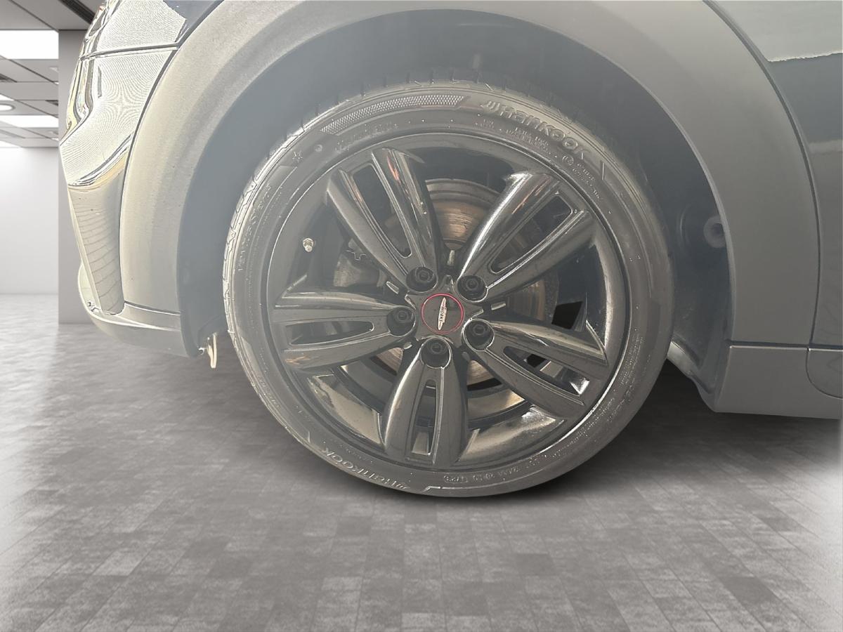 Originalaufnahme des Fahrzeugs Originalaufnahme des Fahrzeugs