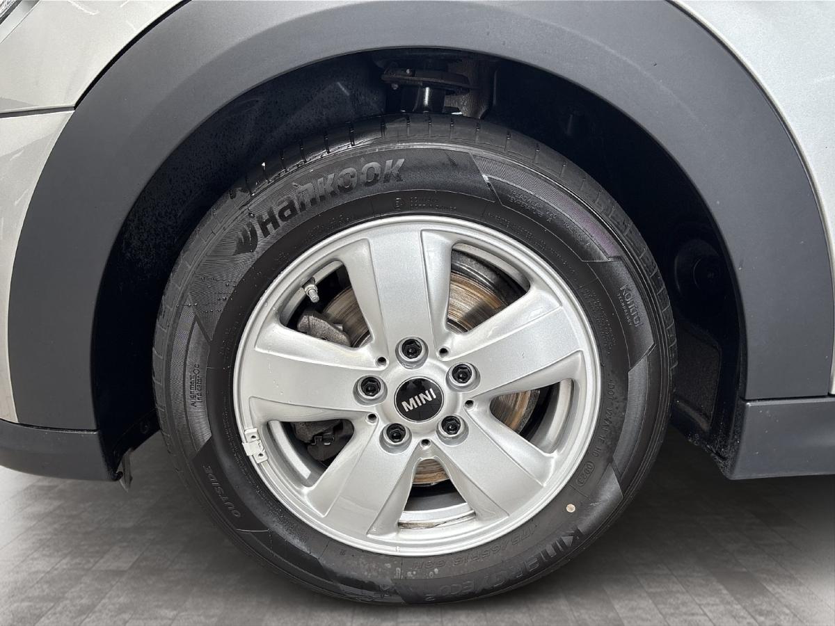 Originalaufnahme des Fahrzeugs Originalaufnahme des Fahrzeugs