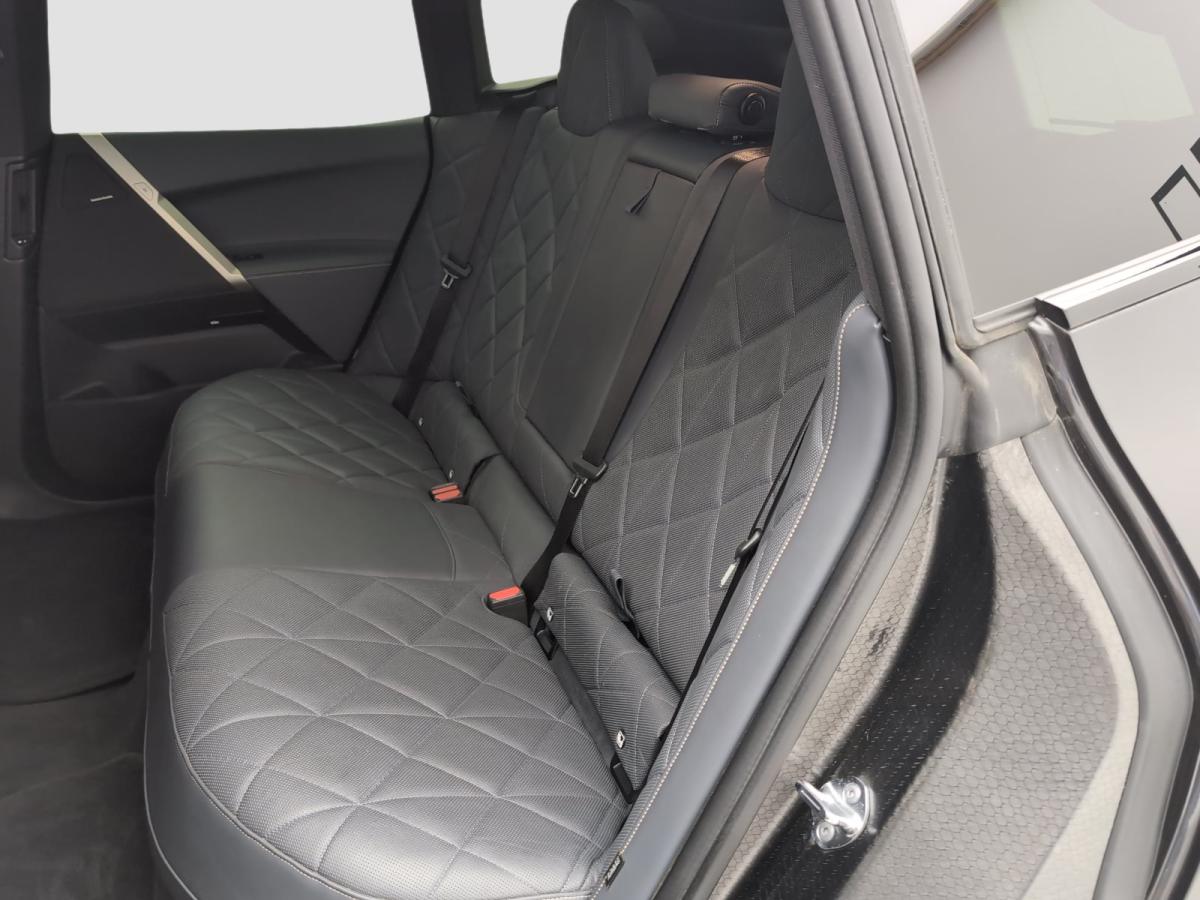 Originalaufnahme des Fahrzeugs Originalaufnahme des Fahrzeugs