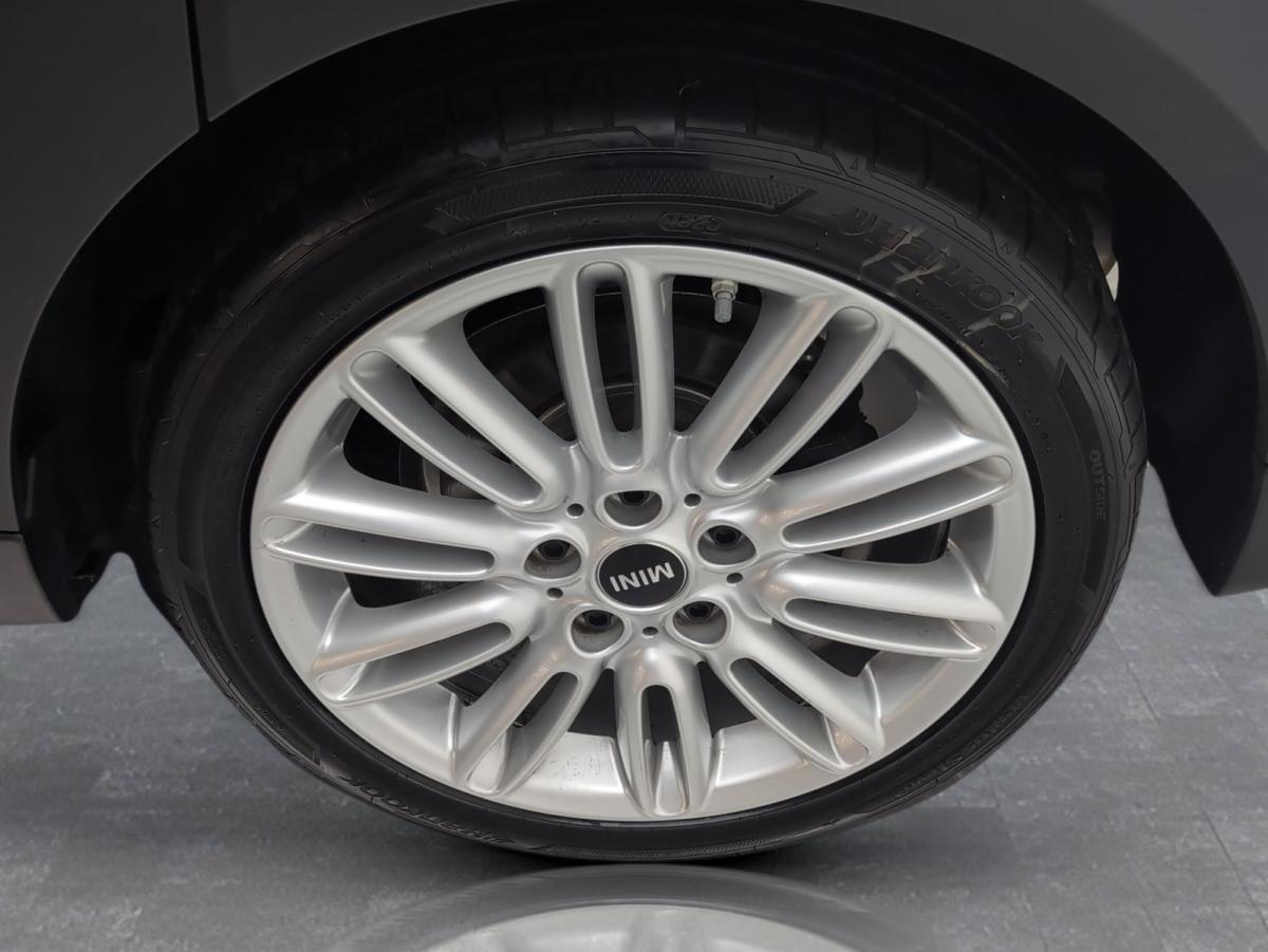 Originalaufnahme des Fahrzeugs Originalaufnahme des Fahrzeugs