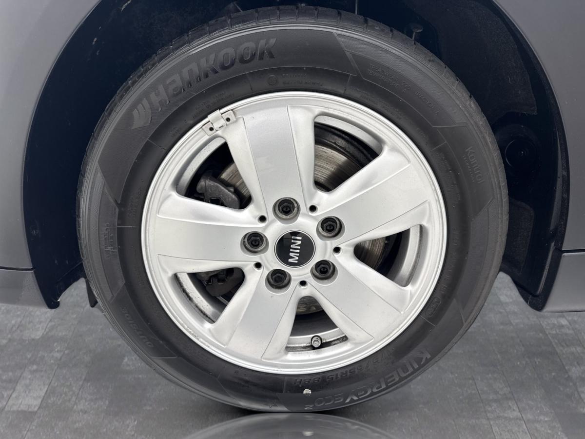 Originalaufnahme des Fahrzeugs Originalaufnahme des Fahrzeugs