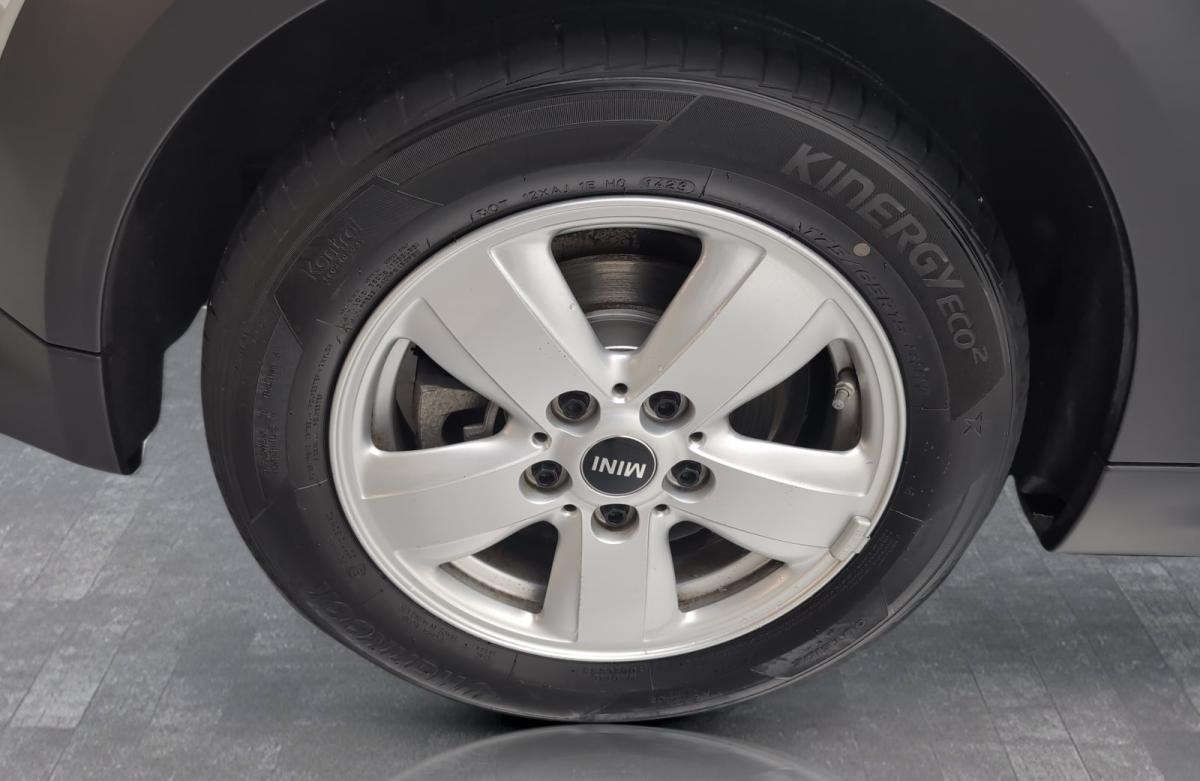 Originalaufnahme des Fahrzeugs Originalaufnahme des Fahrzeugs