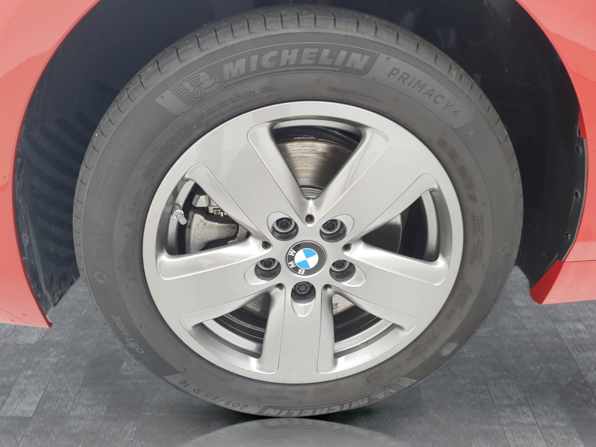Originalaufnahme des Fahrzeugs Originalaufnahme des Fahrzeugs