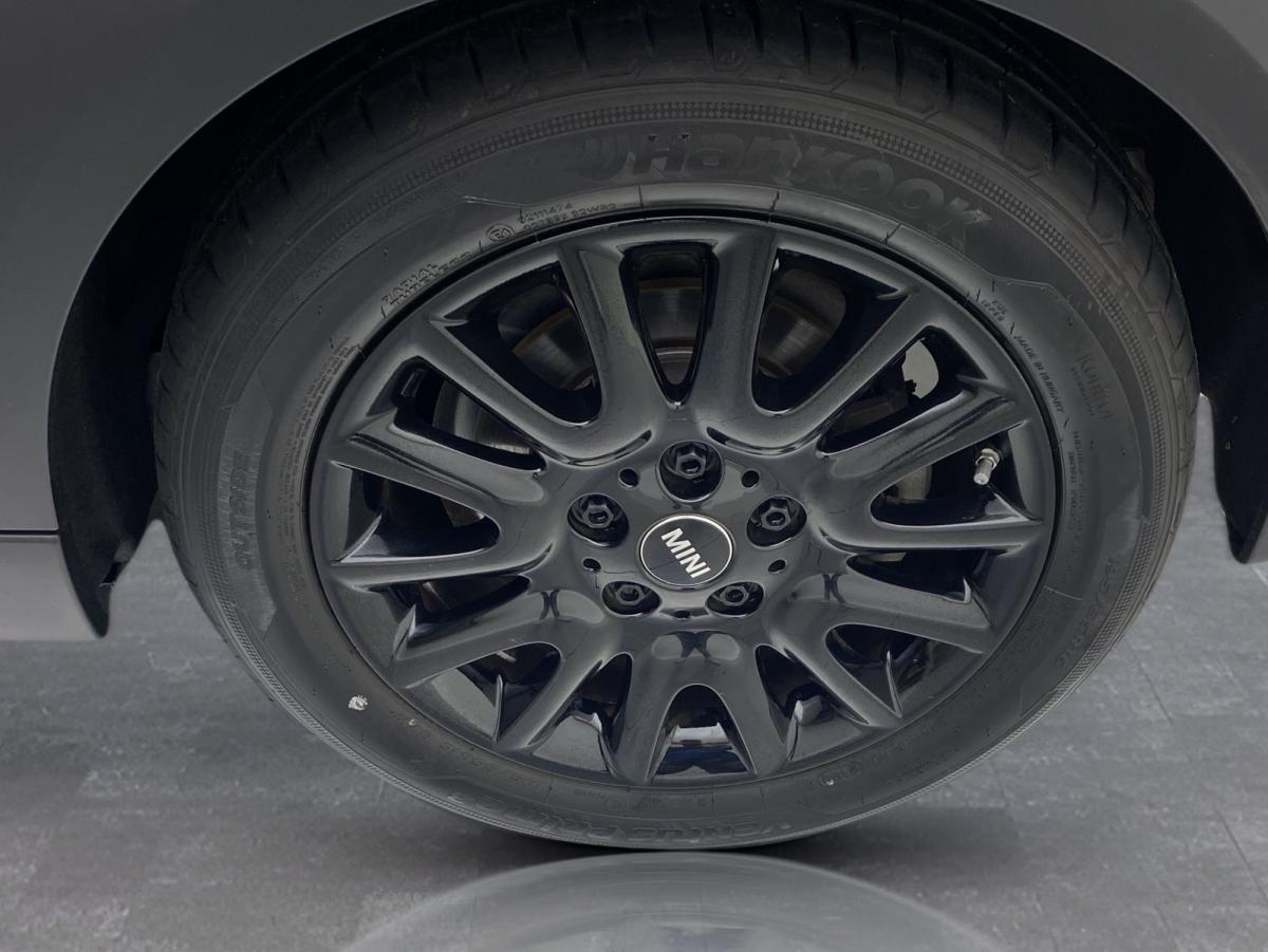 Originalaufnahme des Fahrzeugs Originalaufnahme des Fahrzeugs