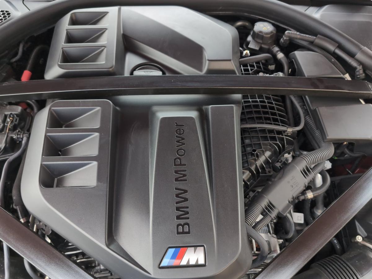 BMW M2 Coupe mit Detailansicht auf die Felgen