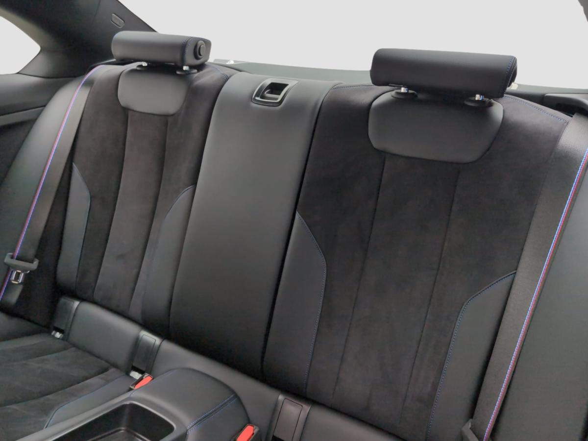 BMW M2 Coupe im Innenraum