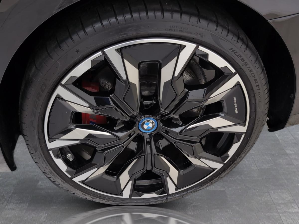 Originalaufnahme des Fahrzeugs Originalaufnahme des Fahrzeugs