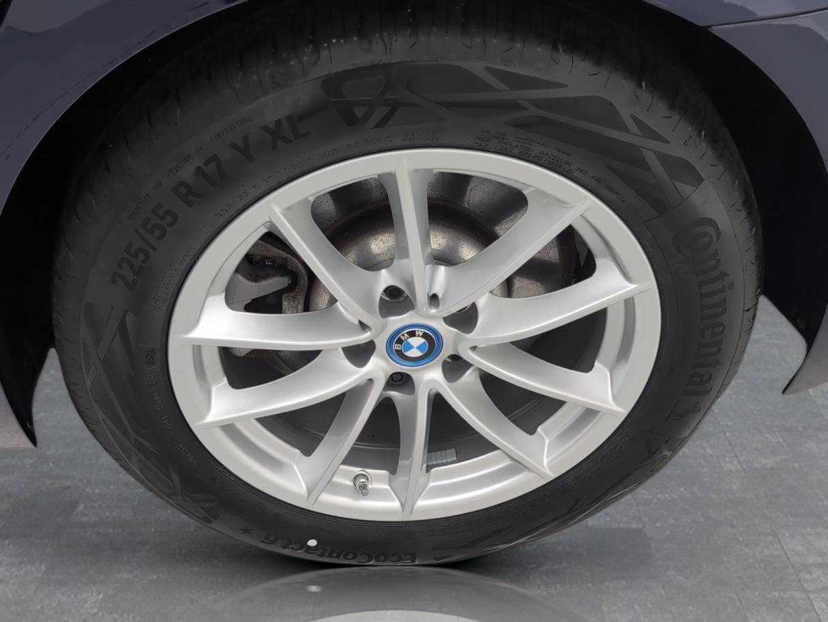 Originalaufnahme des Fahrzeugs Originalaufnahme des Fahrzeugs
